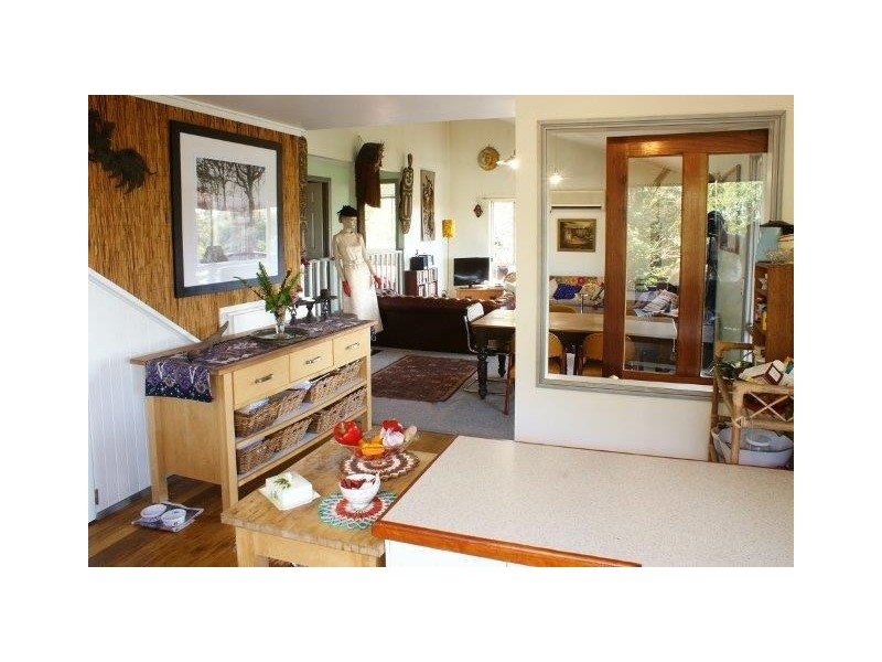 14 Kalmia Ct, Tamborine Mountain QLD 4272