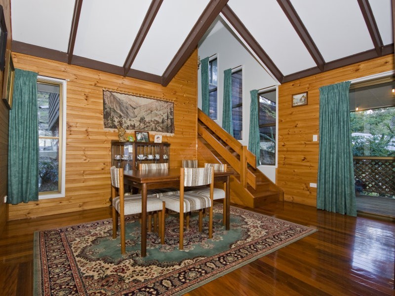 126 Drysdale Ave, Tamborine QLD 4270