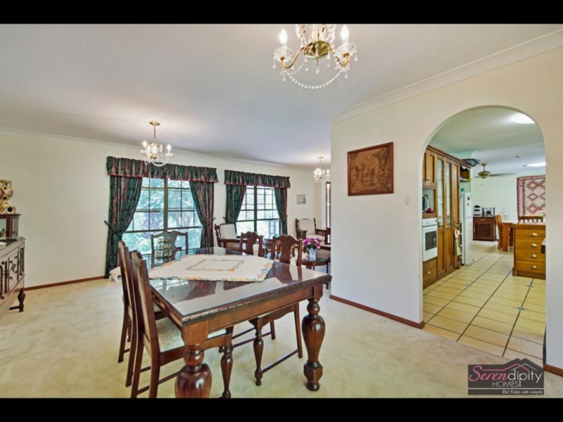 31 Curlew Ct, Tamborine QLD 4270