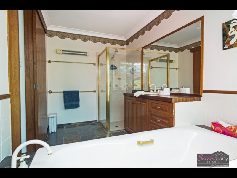 31 Curlew Ct, Tamborine QLD 4270