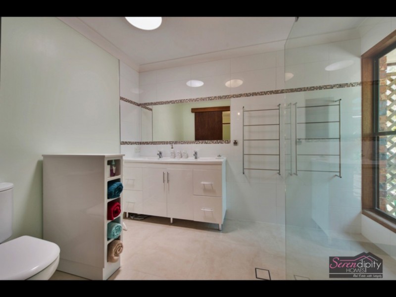 31 Curlew Ct, Tamborine QLD 4270