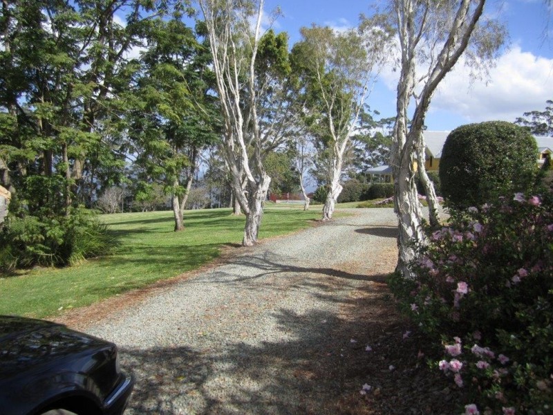 2 Witches Ch, Tamborine Mountain QLD 4272