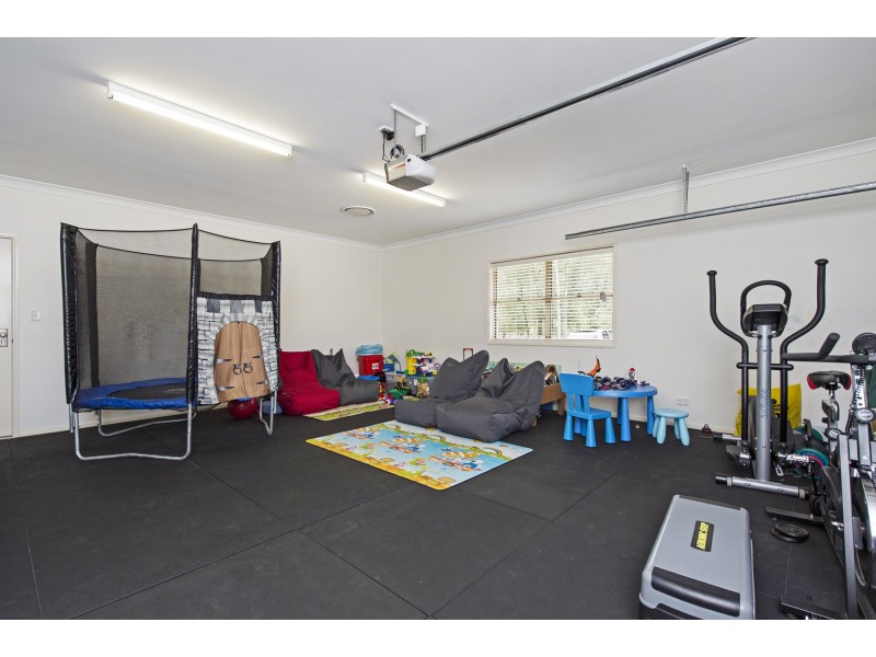 49-55 Racecourse Pl, Tamborine QLD 4270