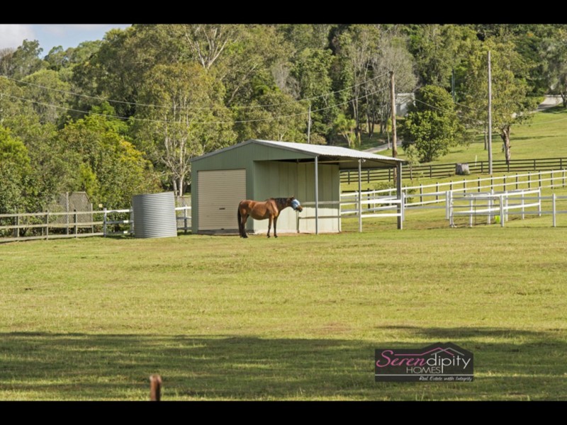 31 Shaws Pocket Rd, Luscombe QLD 4207
