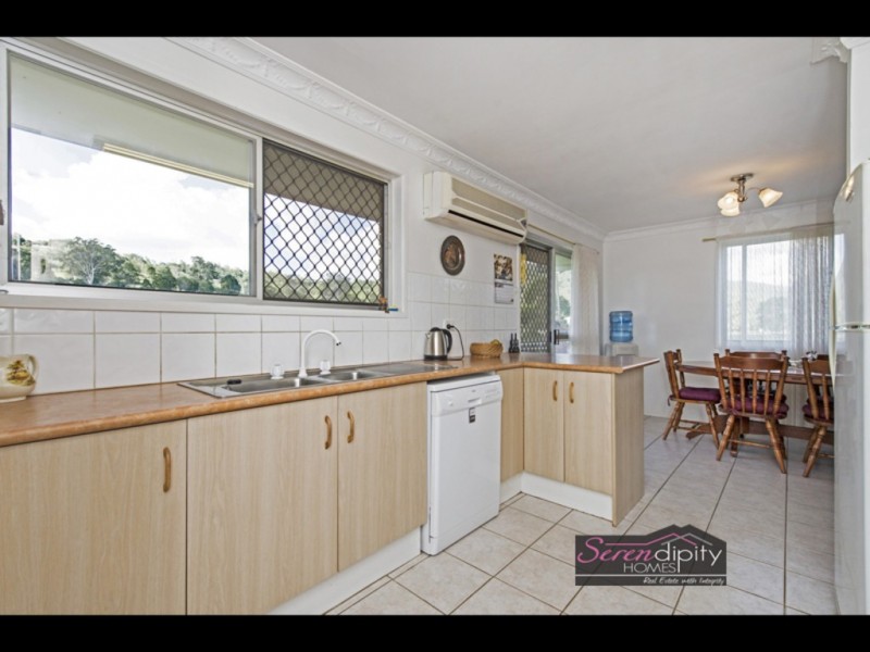 31 Shaws Pocket Rd, Luscombe QLD 4207