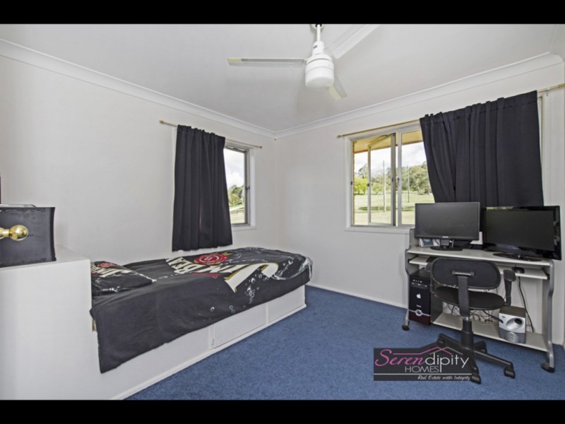 31 Shaws Pocket Rd, Luscombe QLD 4207