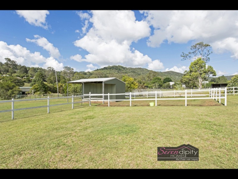 31 Shaws Pocket Rd, Luscombe QLD 4207
