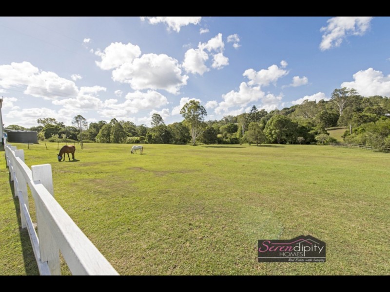 31 Shaws Pocket Rd, Luscombe QLD 4207