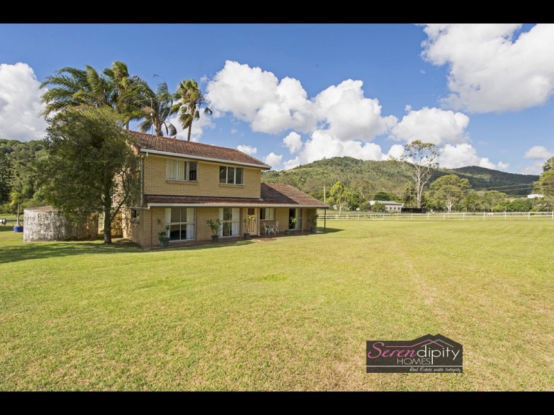 31 Shaws Pocket Rd, Luscombe QLD 4207