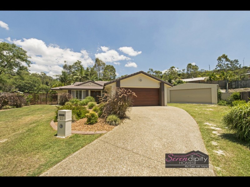 27 Lindau St, Edens Landing QLD 4207