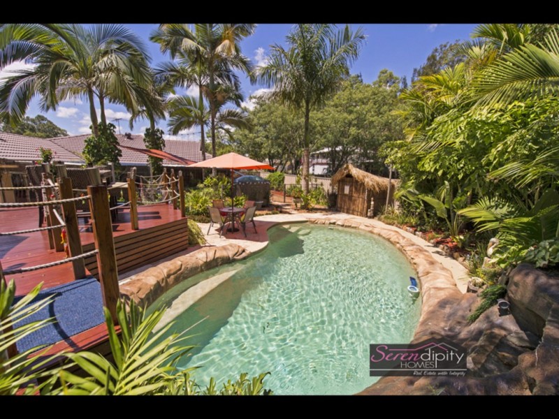 27 Lindau St, Edens Landing QLD 4207