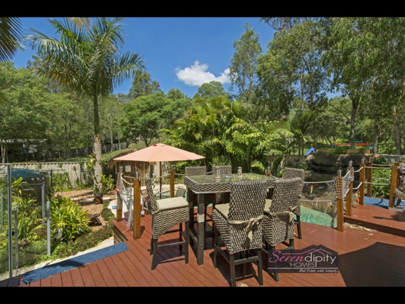 27 Lindau St, Edens Landing QLD 4207