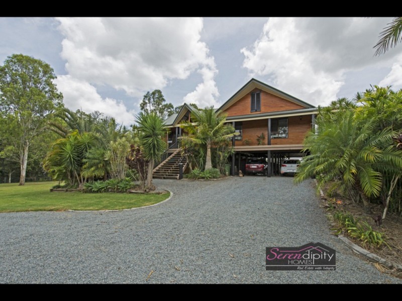 153 Halls Rd, Luscombe QLD 4207