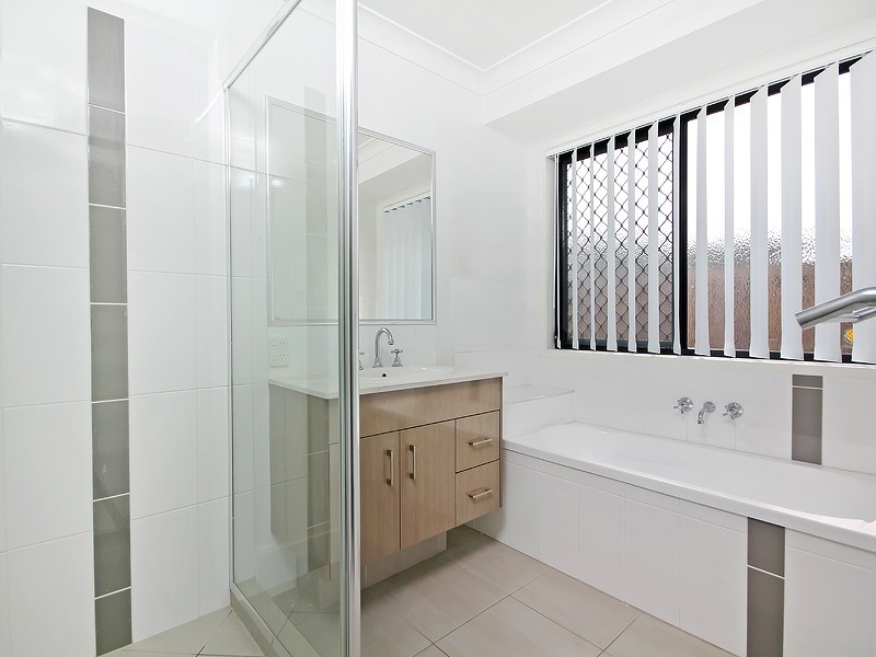 14 Breezeway Dr, Bahrs Scrub QLD 4207