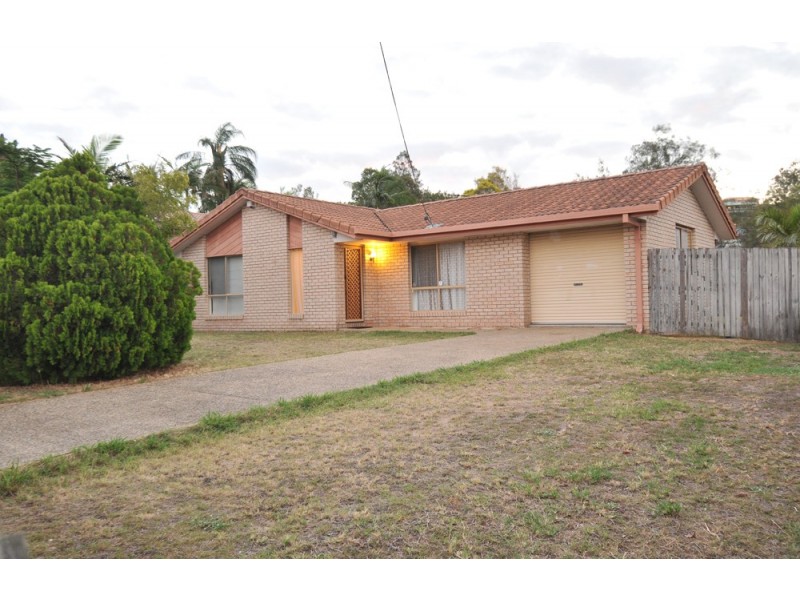 30 Duesbury Cres, Edens Landing QLD 4207