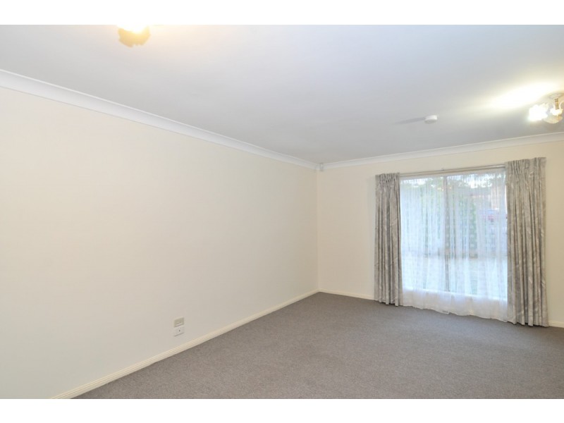 30 Duesbury Cres, Edens Landing QLD 4207