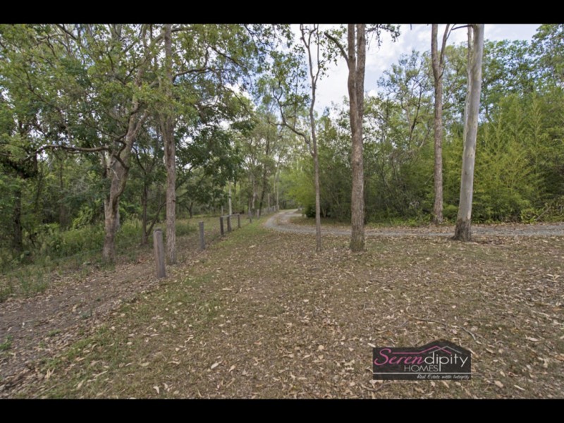 59 Chestnut Rd, Tamborine QLD 4270