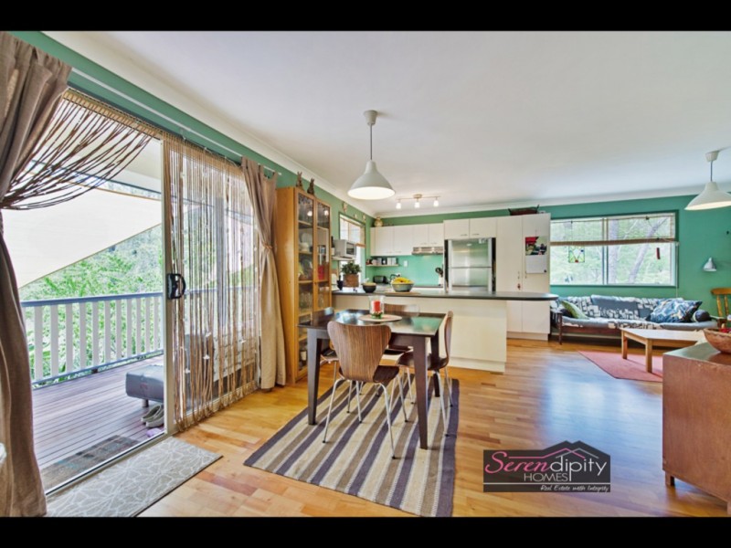 9-11 Kestrel Ct, Tamborine QLD 4270