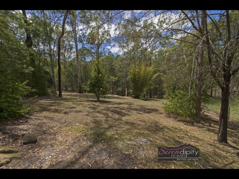 9-11 Kestrel Ct, Tamborine QLD 4270