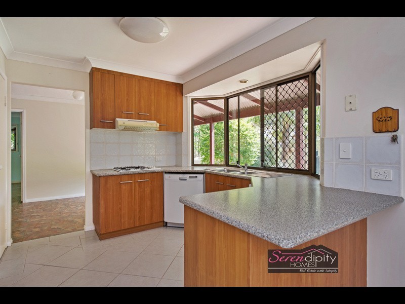 122 Naylor Dr, Tamborine QLD 4270