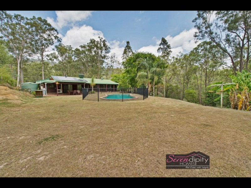 122 Naylor Dr, Tamborine QLD 4270