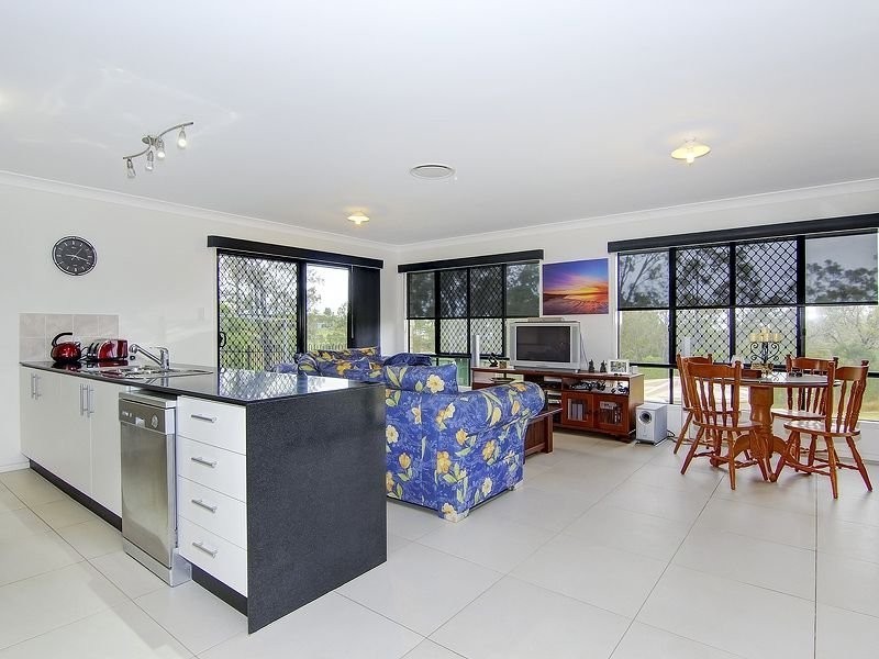 14-16 Borrowdale Ct, Mundoolun QLD 4285