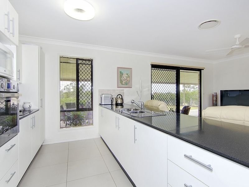 14-16 Borrowdale Ct, Mundoolun QLD 4285