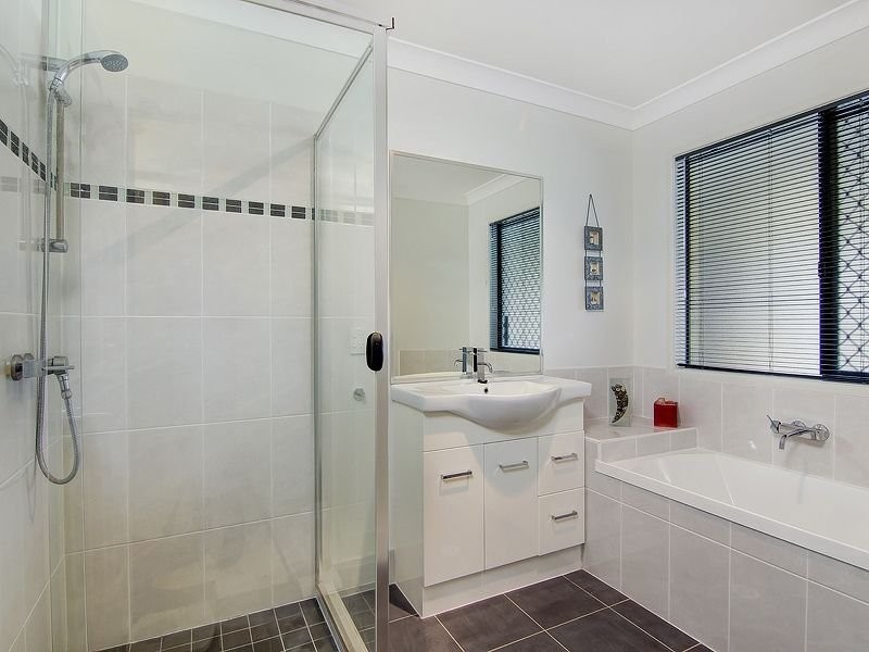 14-16 Borrowdale Ct, Mundoolun QLD 4285