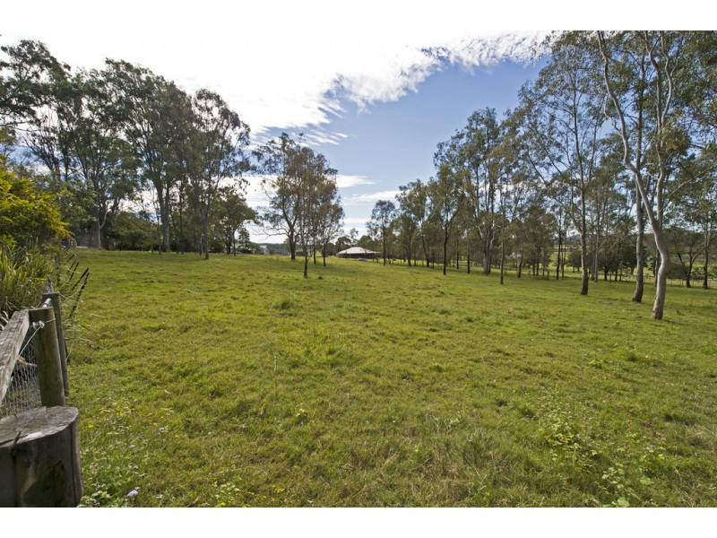 49 Sundown Crt, Tamborine QLD 4270