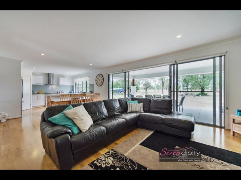 35-43 Featherstone Rd, Chambers Flat QLD 4133