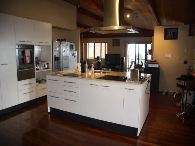 2-4 Ocean View Parade, Tamborine Mountain QLD 4272