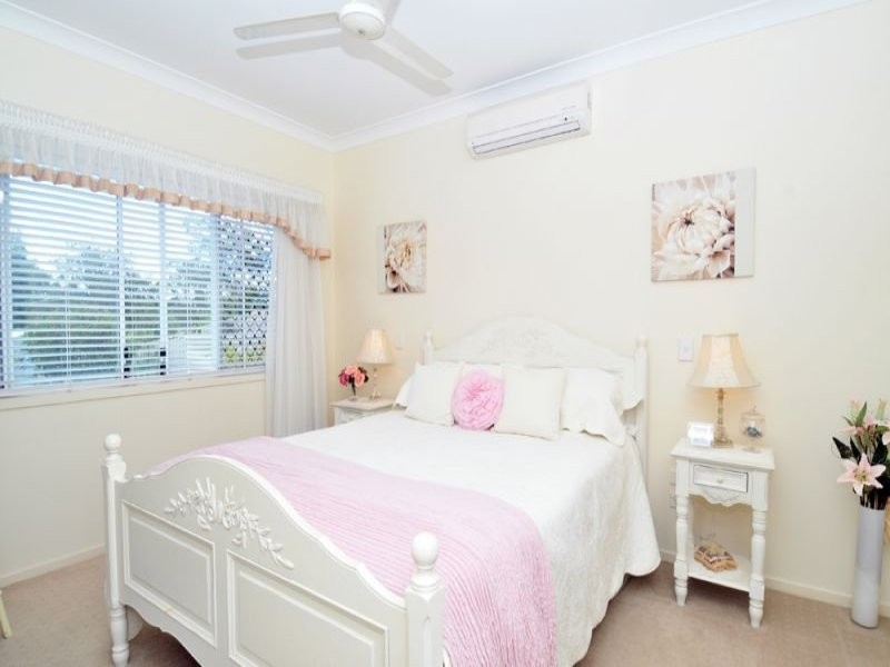 18 Opal Garden/42 Bottlebrush Dr, Logan Village QLD 4207 Serendipity