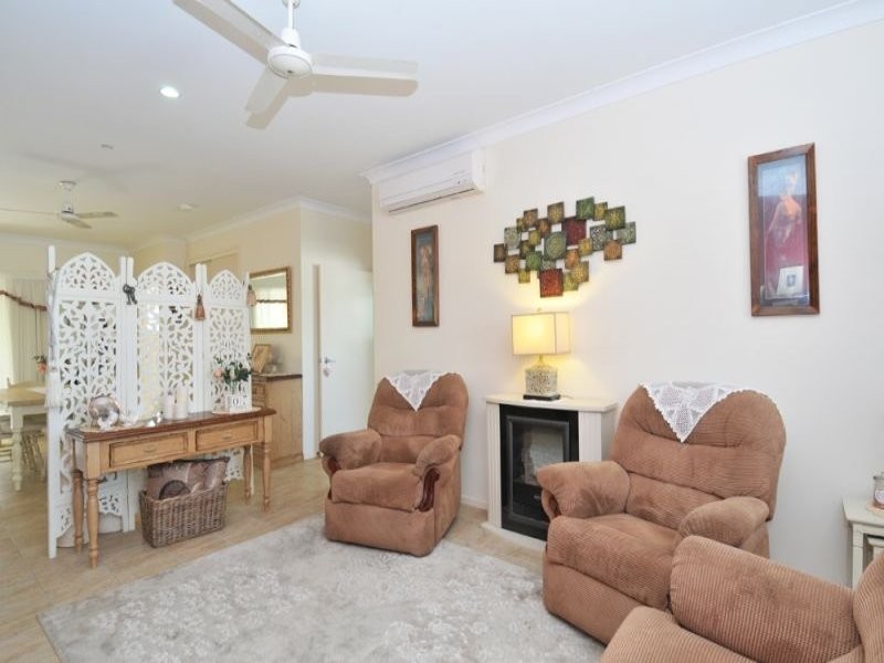 18 Opal Garden/42 Bottlebrush Dr, Logan Village QLD 4207 Serendipity