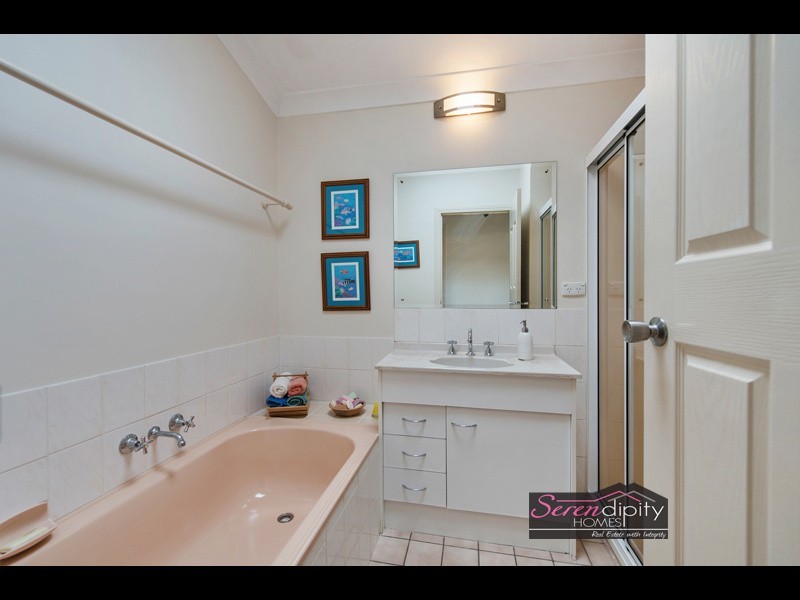 181-185 Williamson Rd, Tamborine QLD 4270