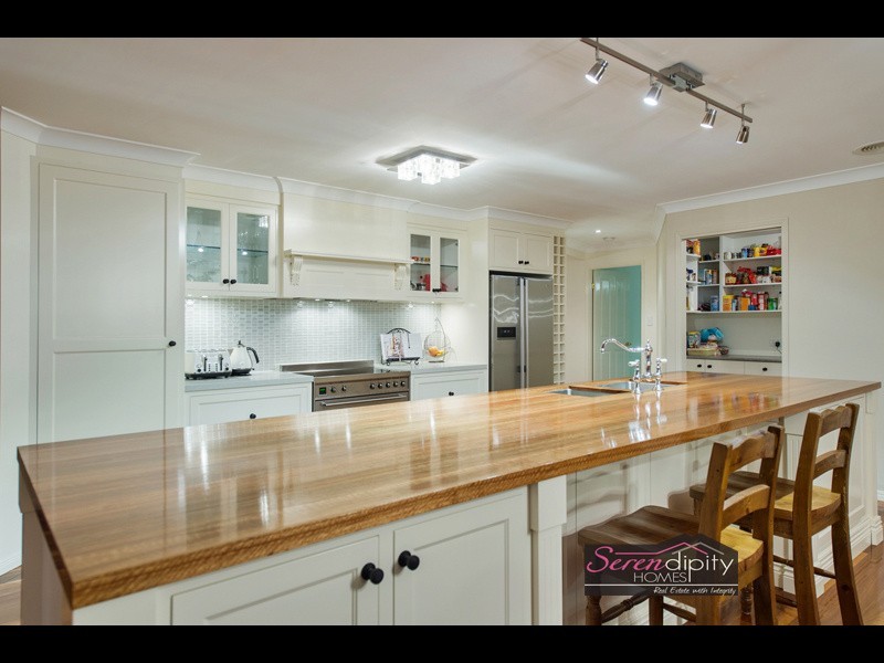 1-7 Kilmore Dr, Tamborine QLD 4270