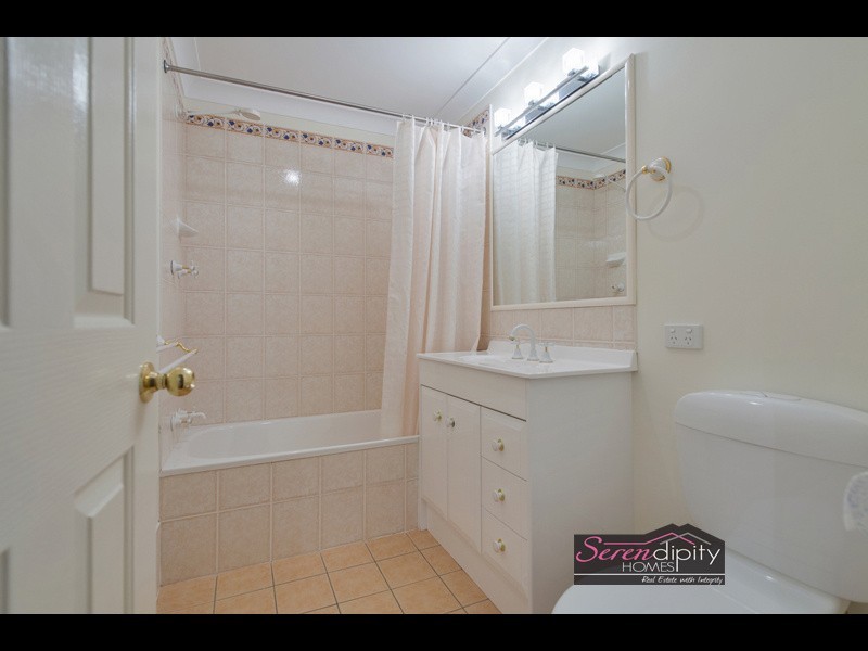 1-7 Kilmore Dr, Tamborine QLD 4270