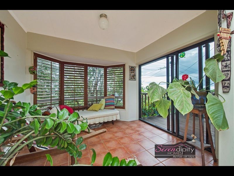 7 Moreton Bay Ave, Tamborine Mountain QLD 4272