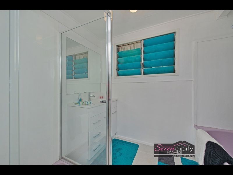 7 Moreton Bay Ave, Tamborine Mountain QLD 4272