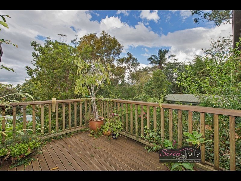 7 Moreton Bay Ave, Tamborine Mountain QLD 4272