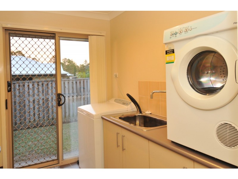 8 Kilkivan Dr, Ormeau QLD 4208