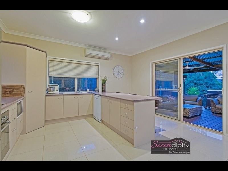 36 Riverbend Dr, Canungra QLD 4275