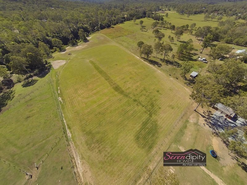 202-212 Boomerang Rd, Tamborine QLD 4270