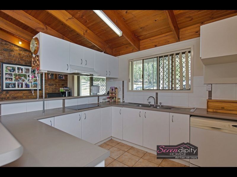 202-212 Boomerang Rd, Tamborine QLD 4270