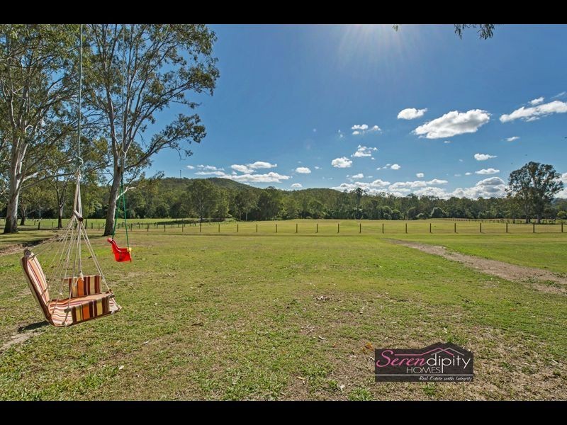 202-212 Boomerang Rd, Tamborine QLD 4270