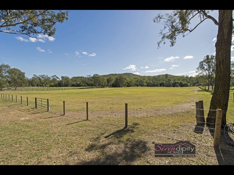 202-212 Boomerang Rd, Tamborine QLD 4270