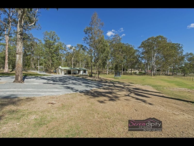 202-212 Boomerang Rd, Tamborine QLD 4270