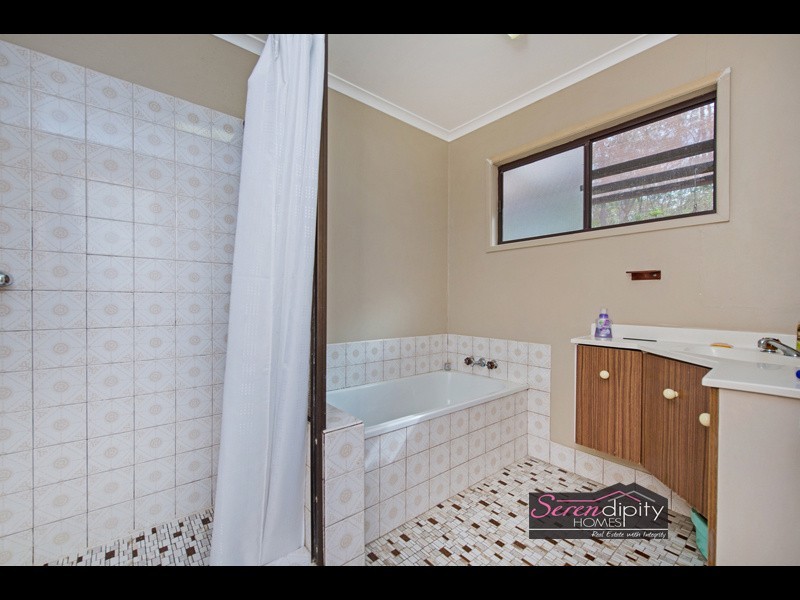 341 Boomerang Rd, Tamborine QLD 4270