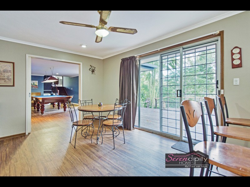 211 Vonda Youngman Dr, Tamborine QLD 4270