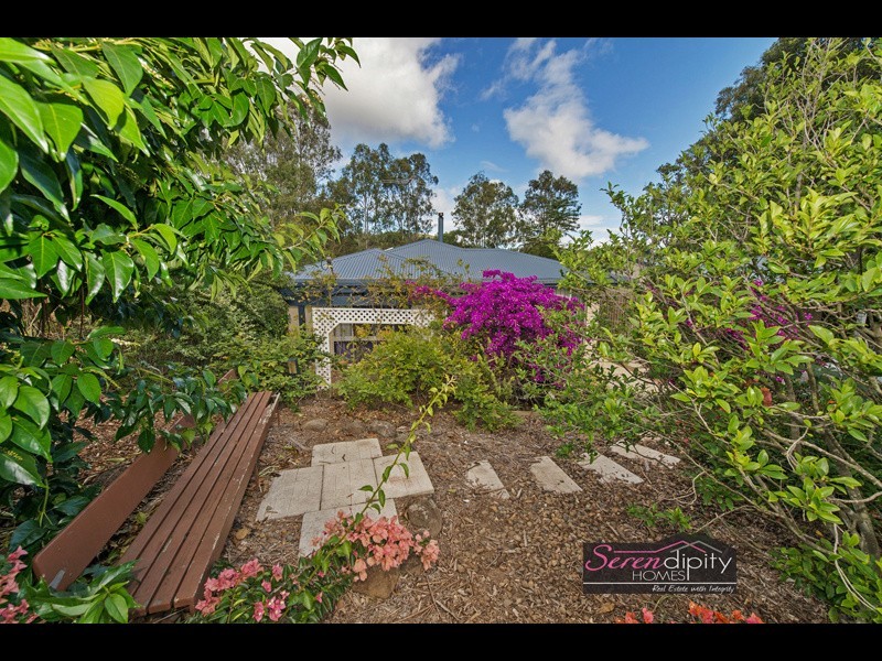 211 Vonda Youngman Dr, Tamborine QLD 4270
