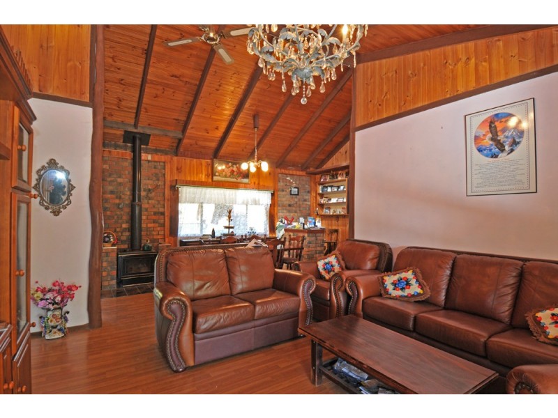 2107 Beaudesert Beenleigh Rd, Tamborine QLD 4270